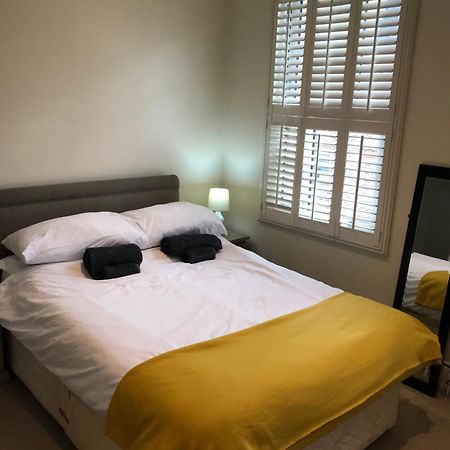 Villa Stylish & Spacious 3 Bed Victorian House Sleeps Up To 7 - Near O2, Museums, Excel, Mazehill Station 12 Mins Direct Into London Bridge Extérieur photo