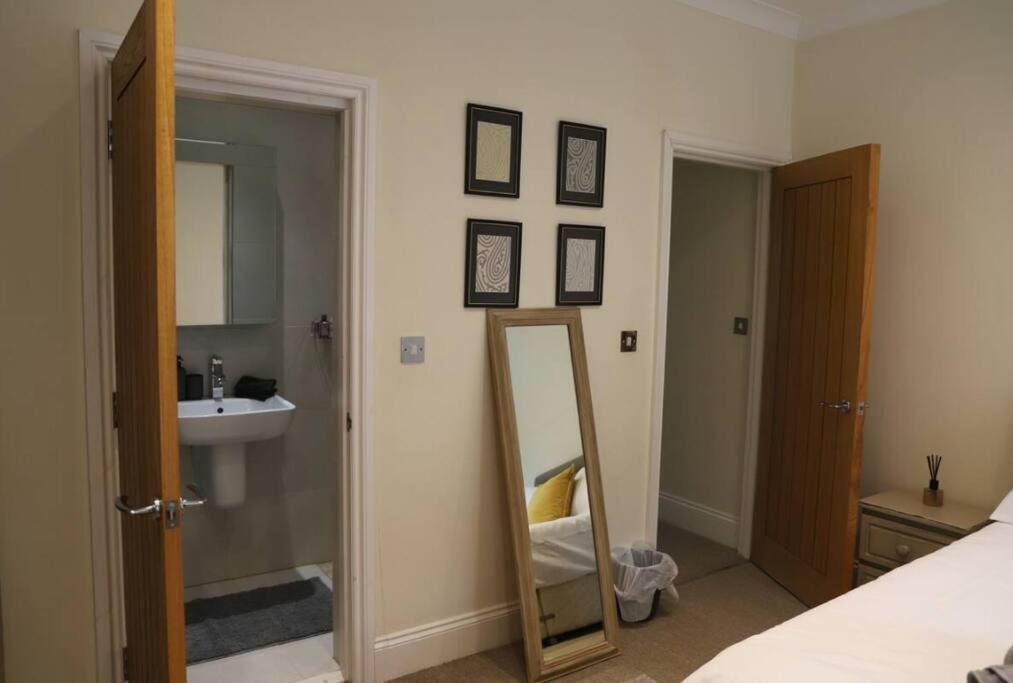 Villa Stylish & Spacious 3 Bed Victorian House Sleeps Up To 7 - Near O2, Museums, Excel, Mazehill Station 12 Mins Direct Into London Bridge Extérieur photo